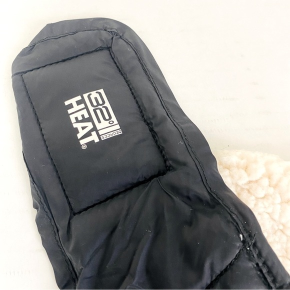 32 Degrees Dog Puffer Vest Size Large - Picture 5 of 8